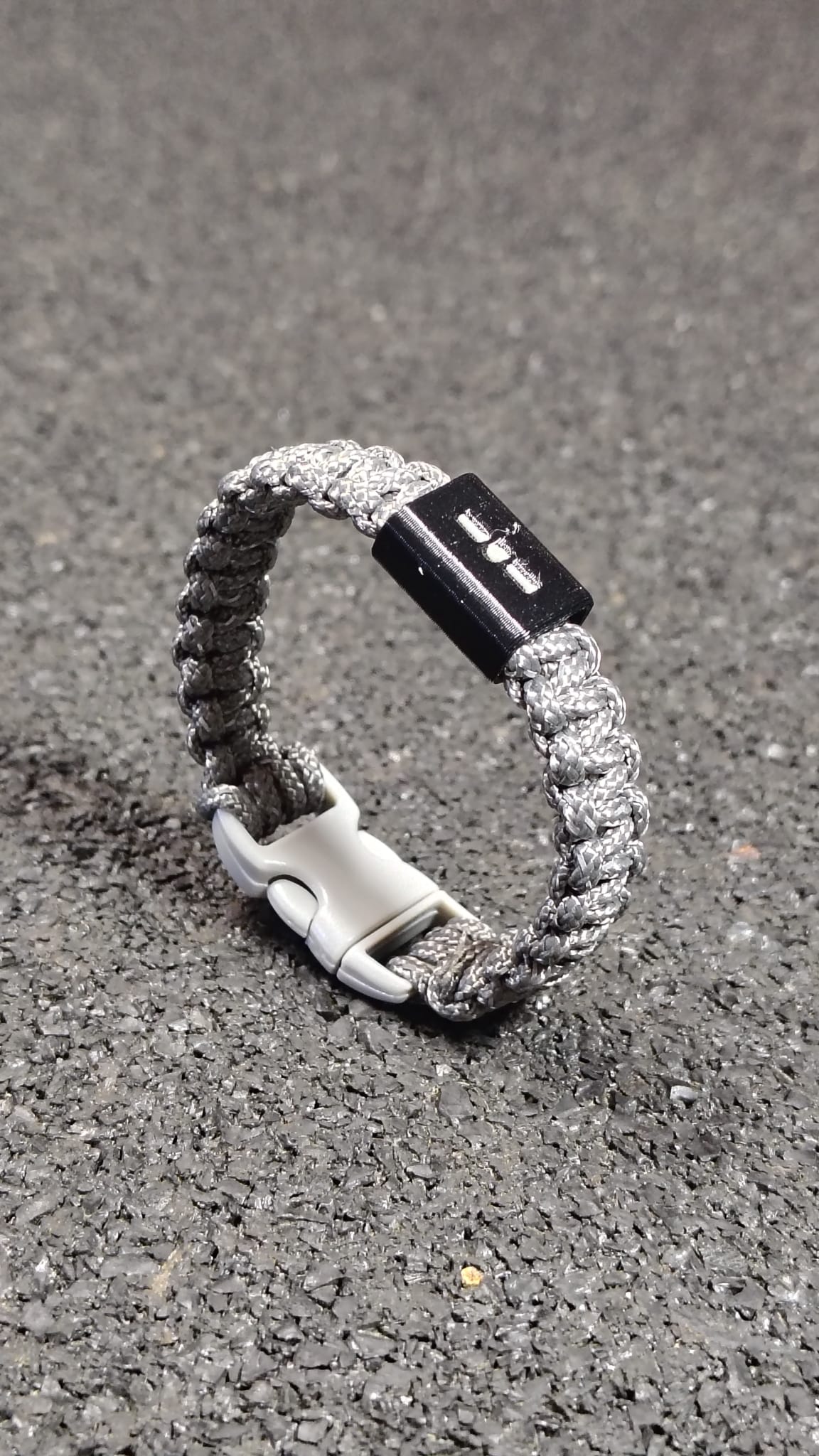 Firefly Loop Midnight in Charcoal Grey
